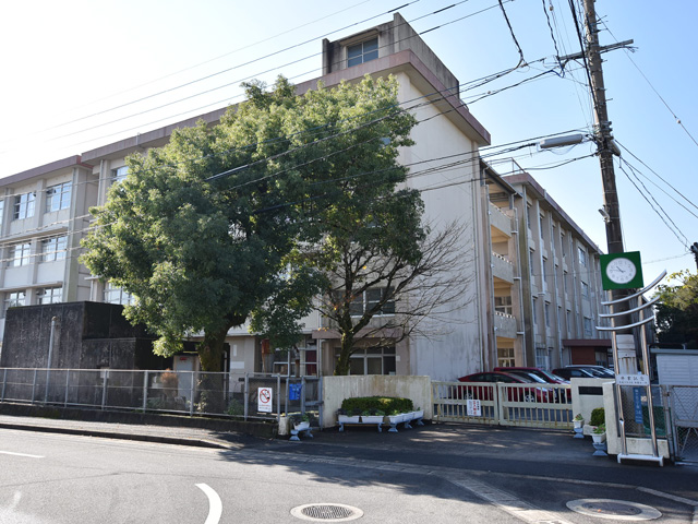 桜丘中学校